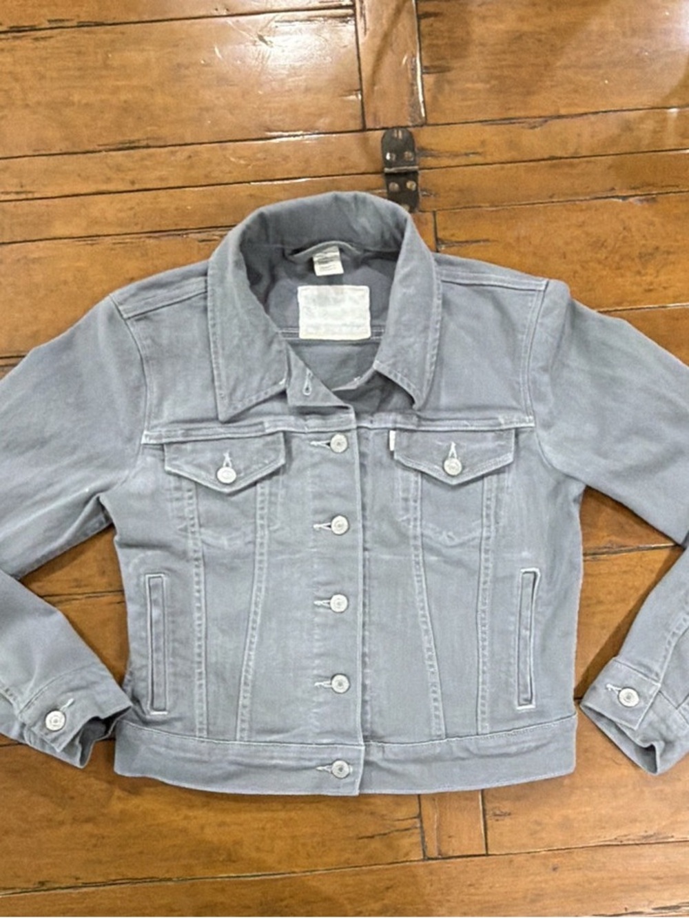 LEVIS denim Womens Gray Button-Front Trucker Jacket w/ Pockets Sz M crop length
